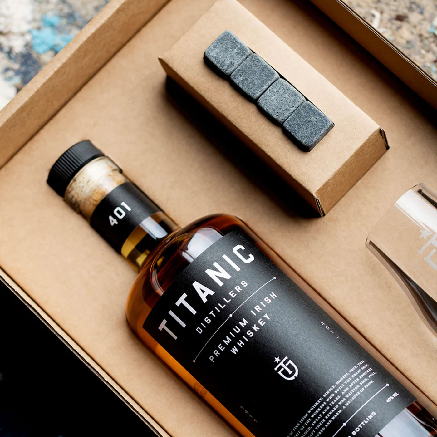 Titanic Distillers Premium Irish Whiskey Collectors Edition Box Set - Spiritly UK